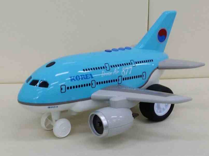 帲 877